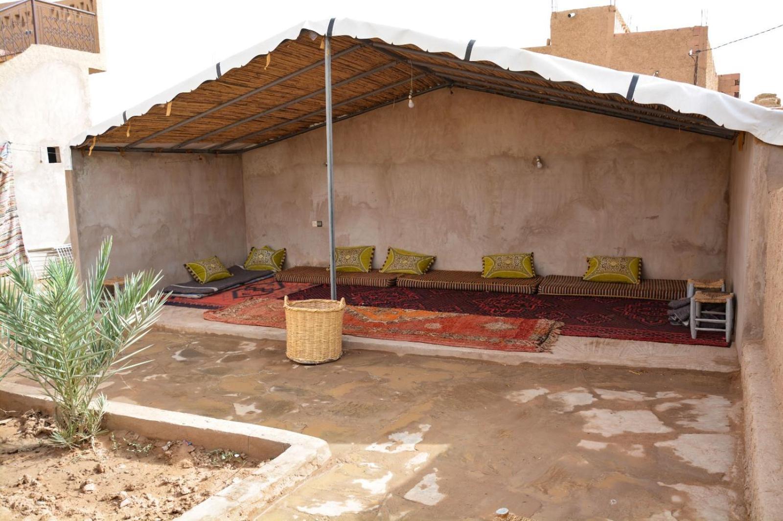 Sahara House Hotel Merzouga Buitenkant foto
