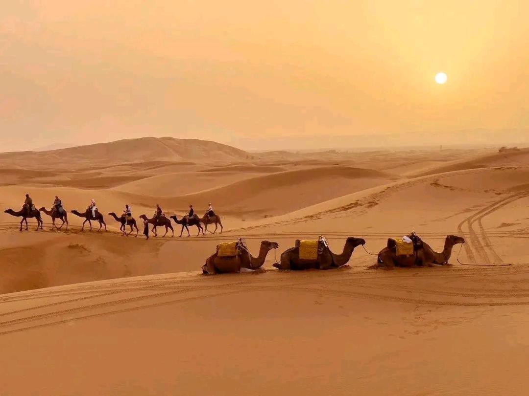 Sahara House Hotel Merzouga Buitenkant foto